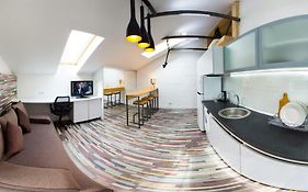 New Modern Studio - Kosmichna Str. 24